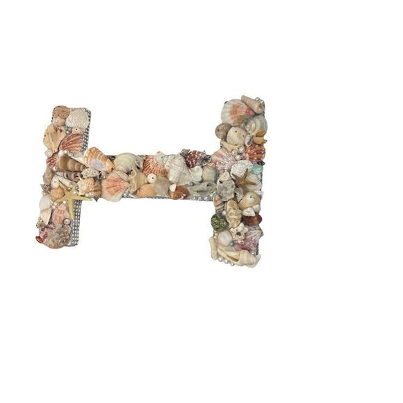 Handmade seashell letter I with a shell planter - Picture 5 of 13